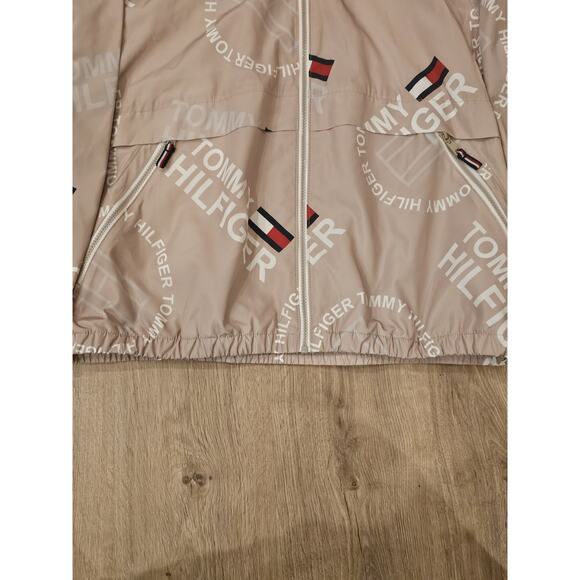 New With Tags Tommy Hilfiger Full Zip Windbreaker Men's XL Tan - Picture 2 of 9